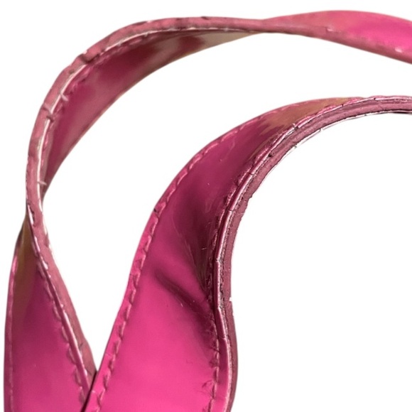 Victoria Secret Tote Bag Side Pockets and Snap Closure - Picture 4 of 6